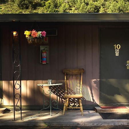 Cozy Mountain Motel Austin Dış mekan fotoğraf